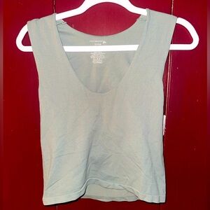 NWT SIZE M/L FREE PEOPLE INTIMATELY CLEAN LINES MUSCLE CAMI - ICEBERG GREEN